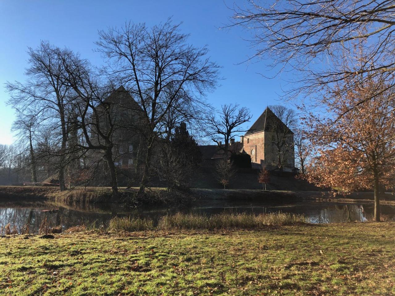 Koenig'S Hotel Am Schlosspark Реда-Виденбрюк Экстерьер фото